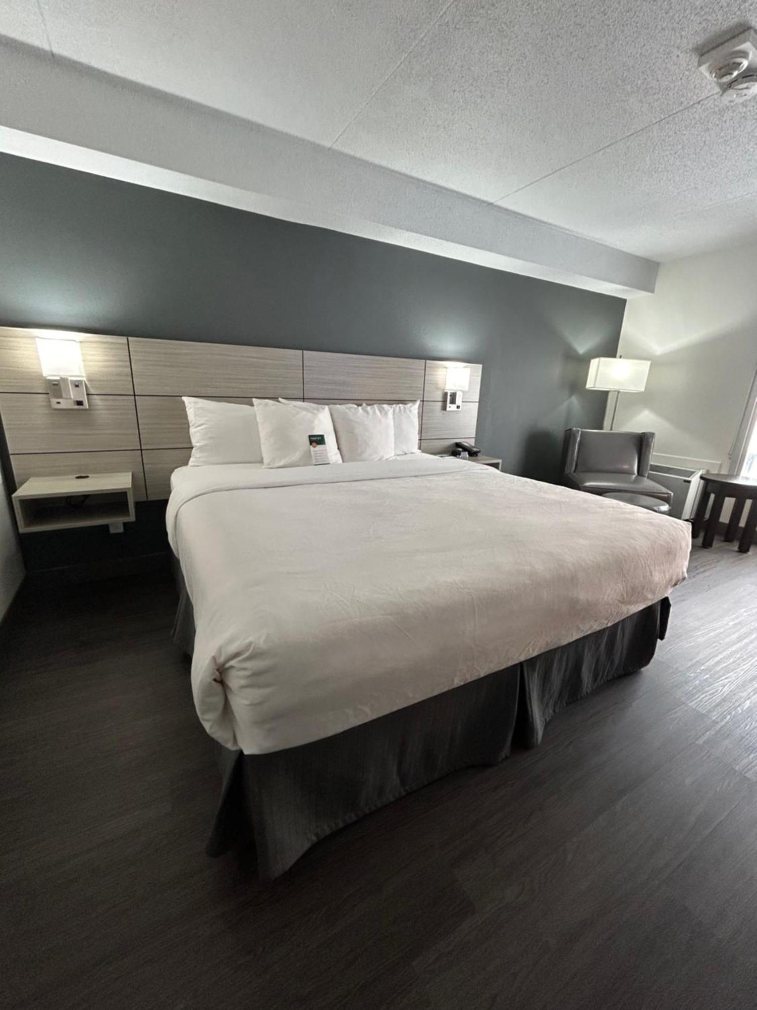 Quality Inn Leamington Esterno foto