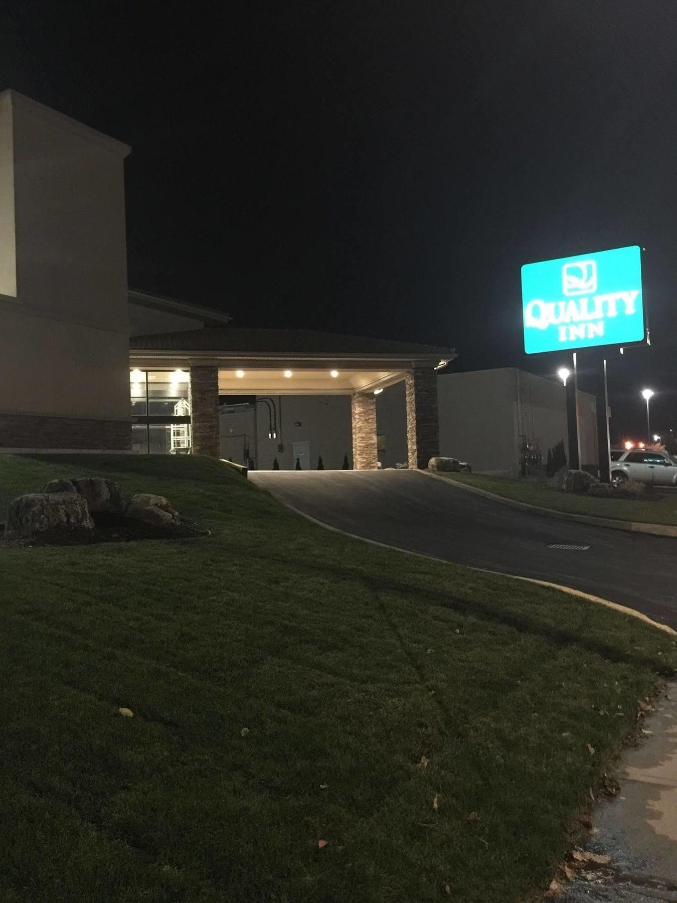 Quality Inn Leamington Esterno foto